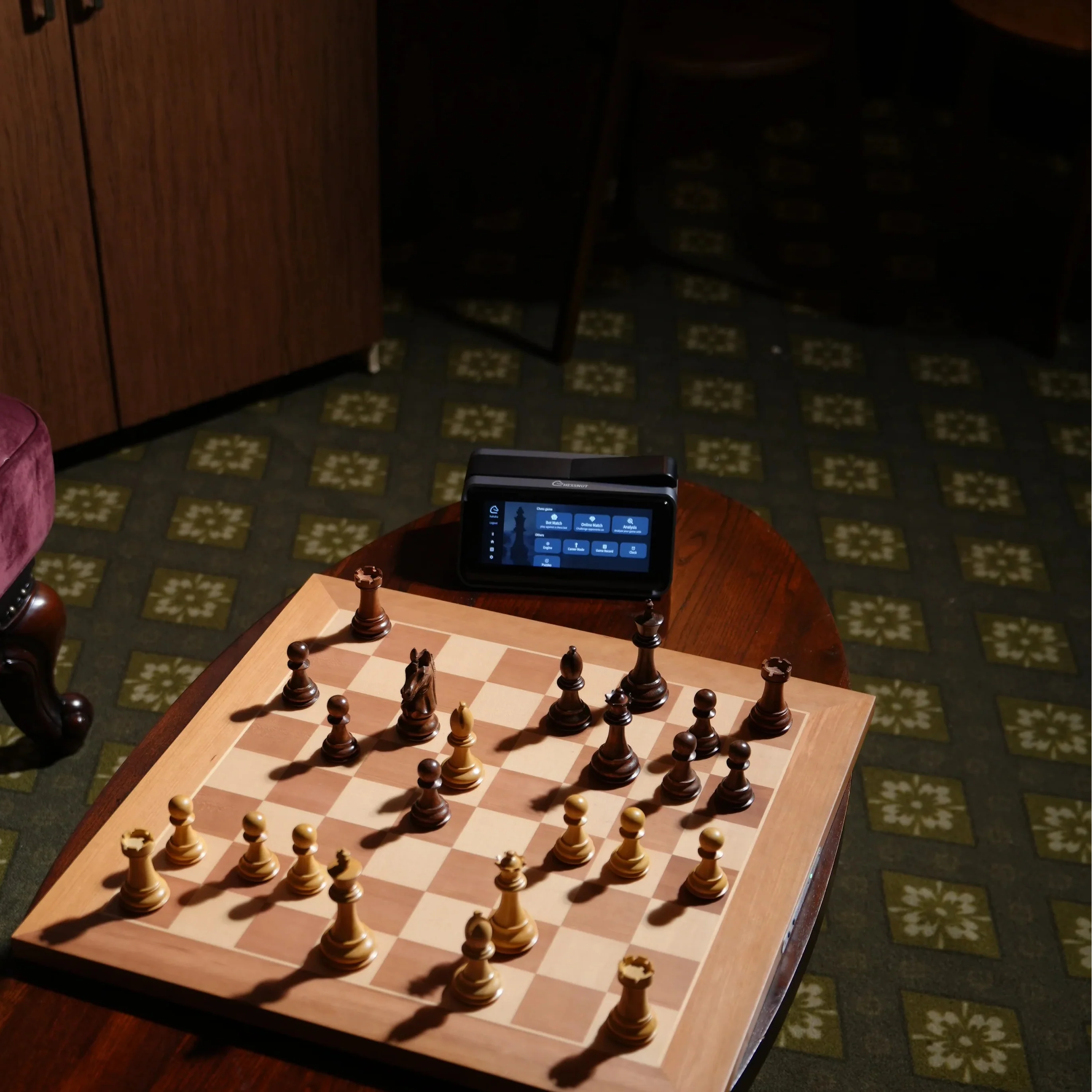 Chess Companion Motorized Auto-Switch